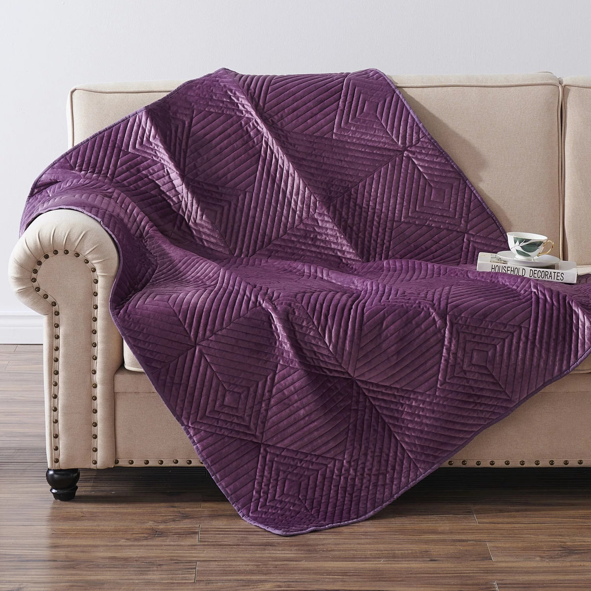 Riviera Velvet Quilted Throw Blanket Mauive Y8751