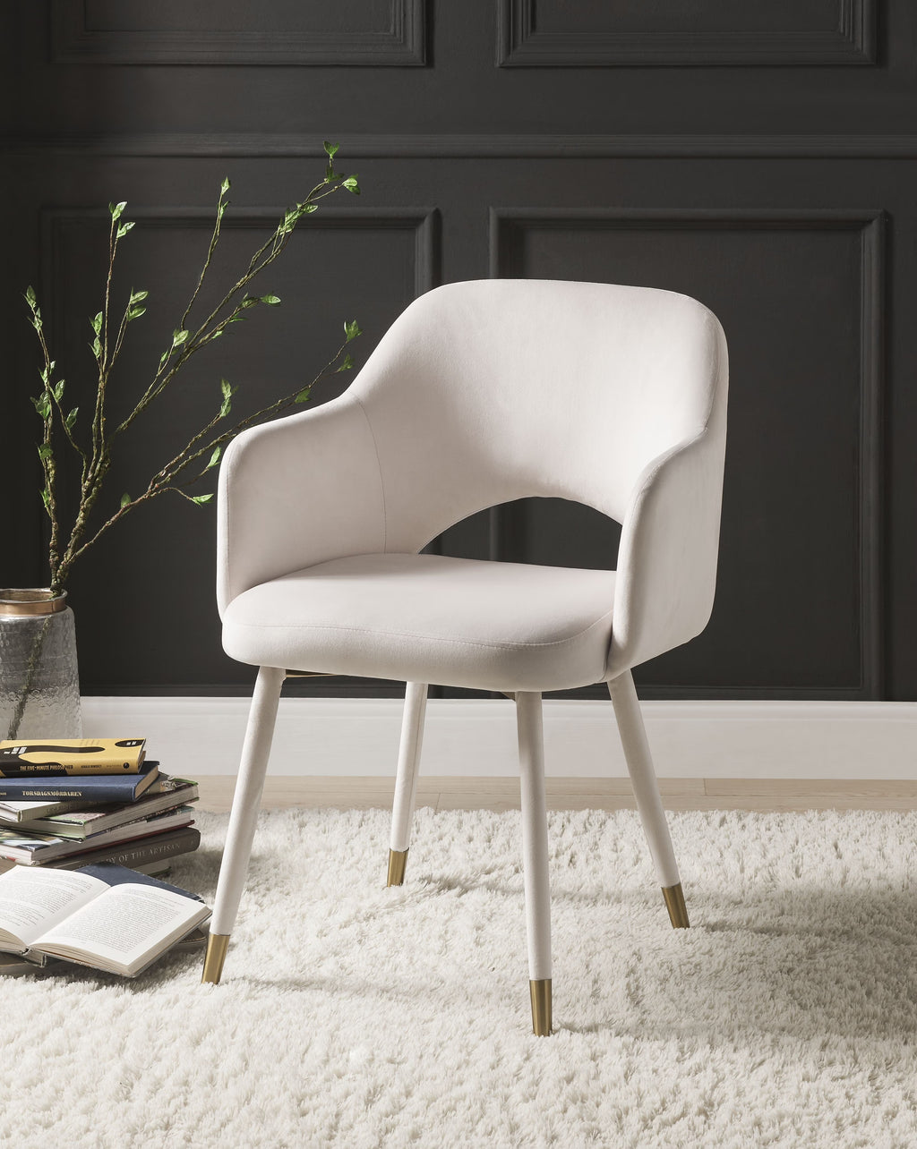 Cream Velvet Accent Chair R254