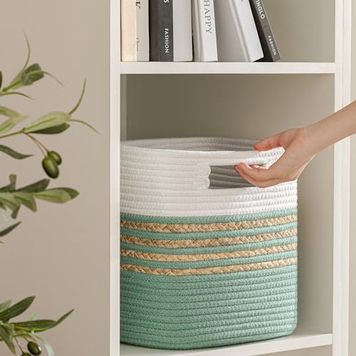 Set of 4 Water Hyacinth Storage Bins with Handles, Brown N4238