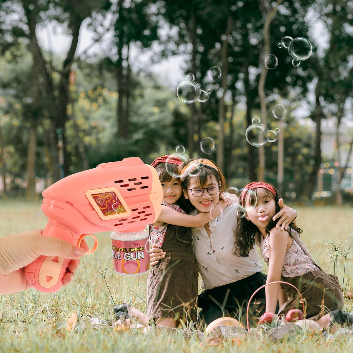 Waterproof Fully Automatic Bubble Machine T732