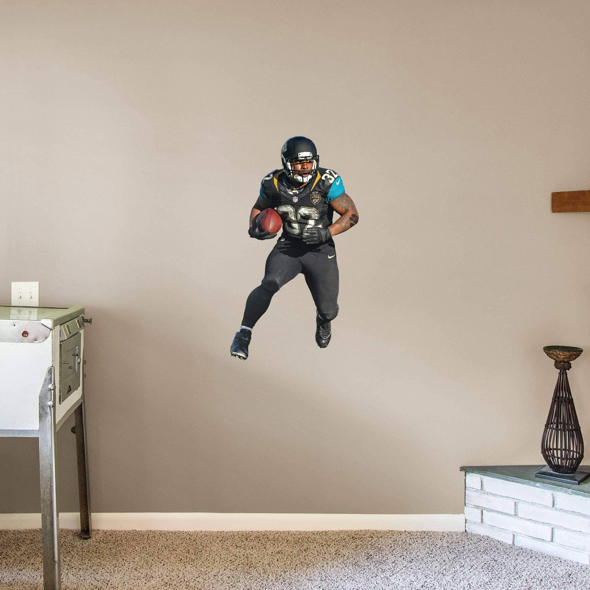 Removable Wall Decal Giant Athlete + 2 Wall Decals M19681