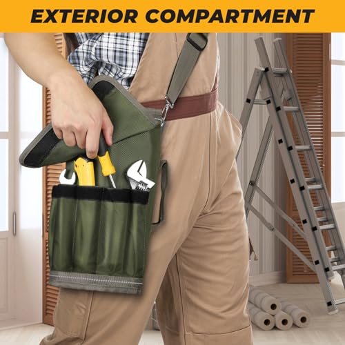 Green Roll Up Tool Bag with 2 Small Pouches I127