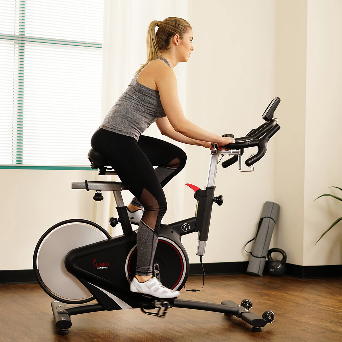 Magnetic Indoor Cycling Exercise Bike B1914