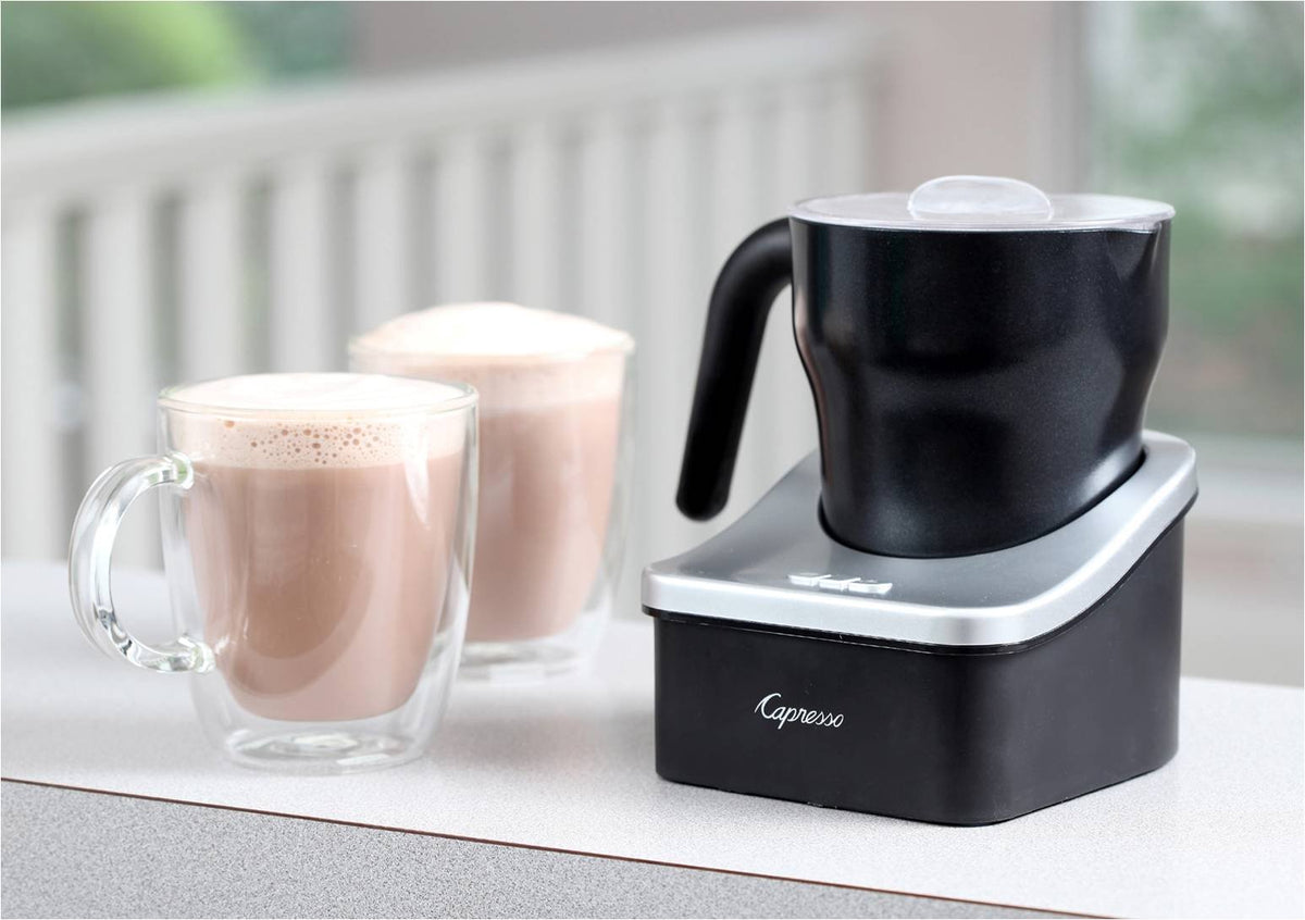 Automatic Milk Frother and Hot Chocolate Maker Q596