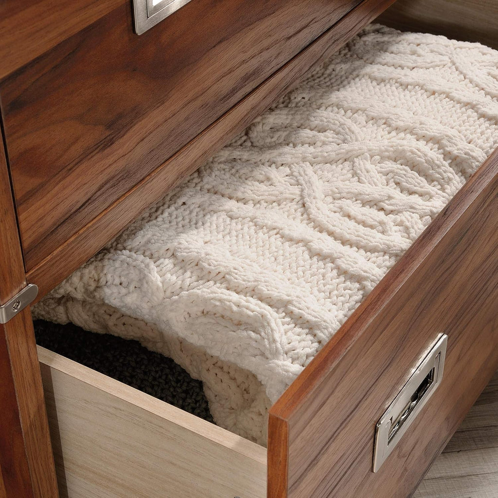 5 Drawer Dresser Z312775
