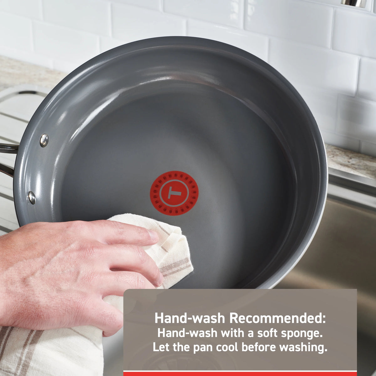 5.5 Quarts Nonstick Jumbo Cooker Z9636