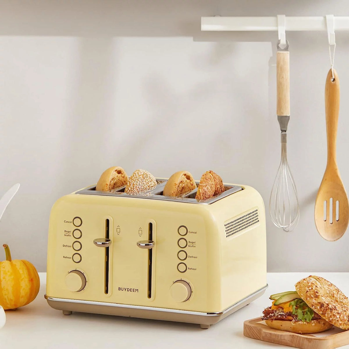 4-Slice Toaster, Extra Wide Slots, Mellow Yellow B920666