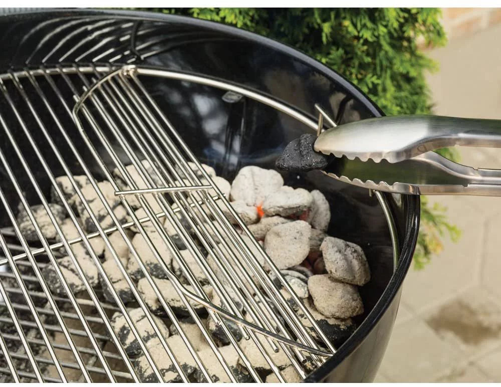 22-Inch Charcoal Grill M33685