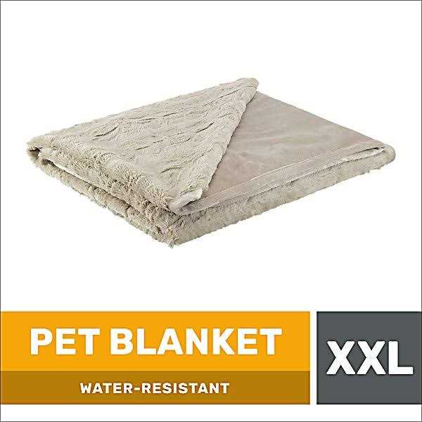 Water-Resistant Pet Blanket F925