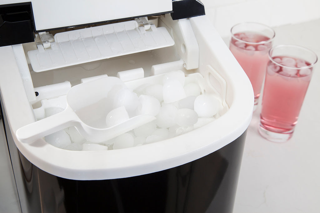 Black Portable Countertop Ice Maker D454